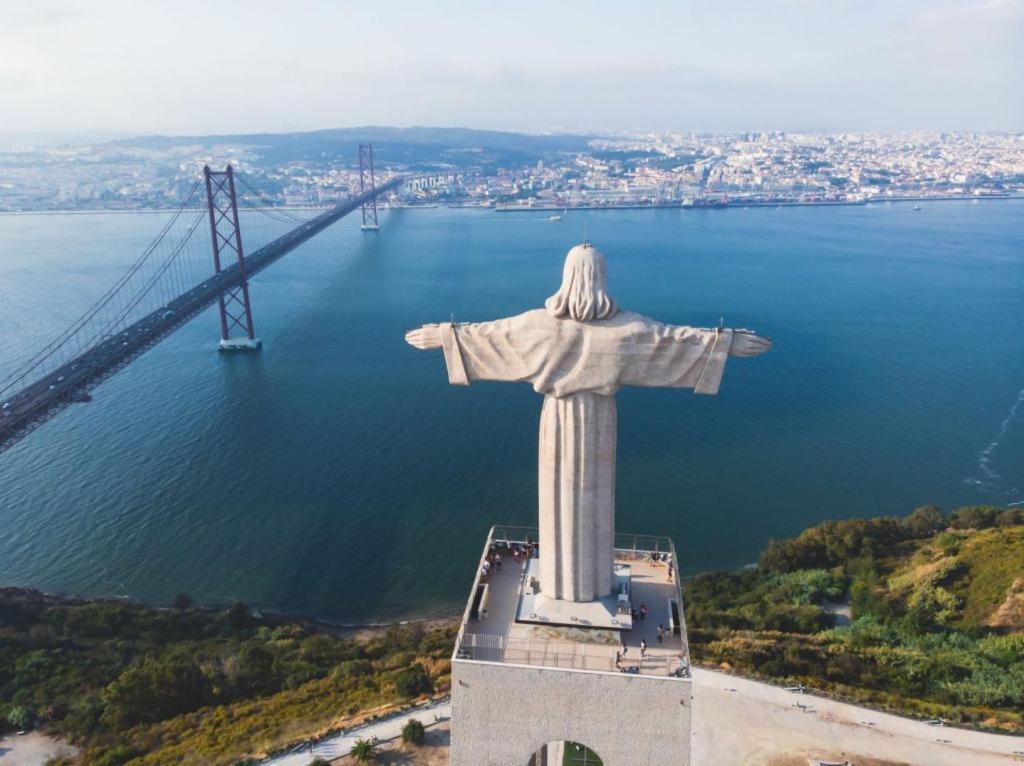 Апартаменты Almada Cristo Rei Экстерьер фото